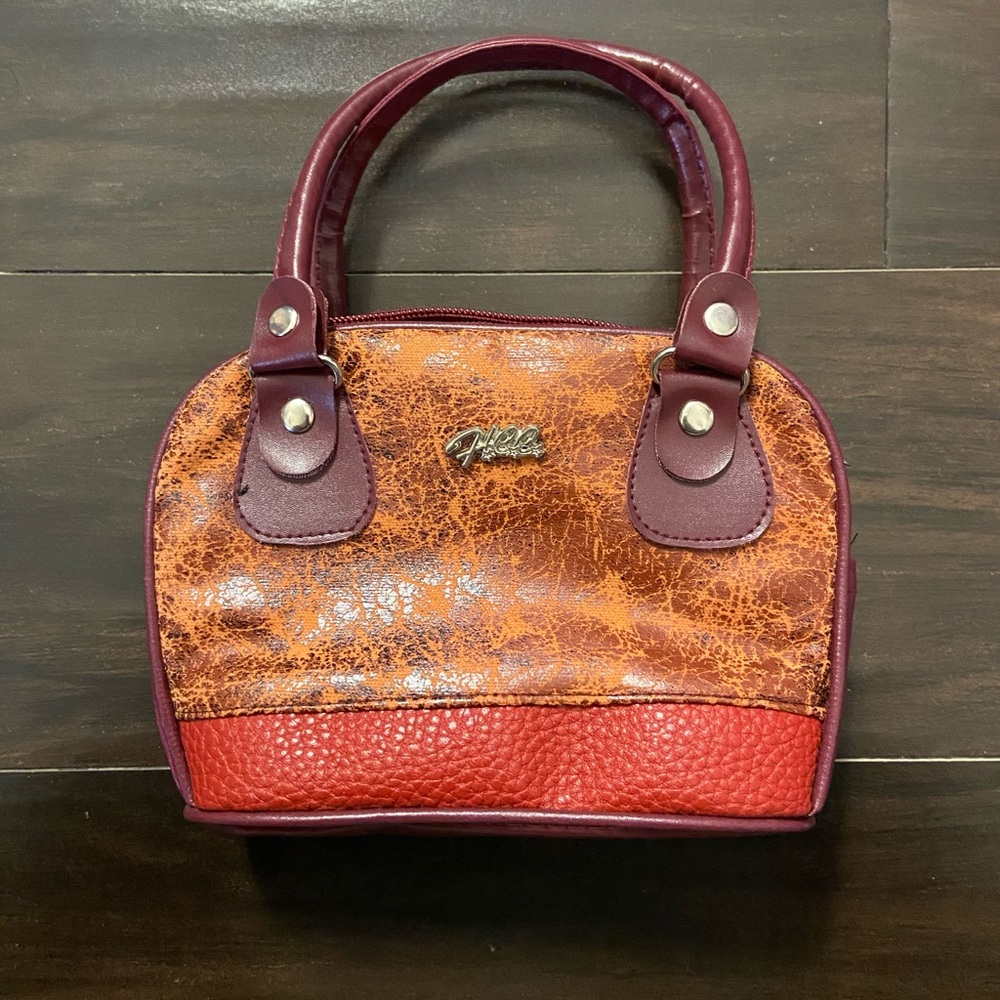 HCC tiny, burgundy, brown and red hand purse🦧